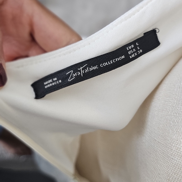 White dres - Picture 3 of 4